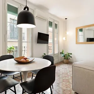 Ola Living Santa Anna Apartment